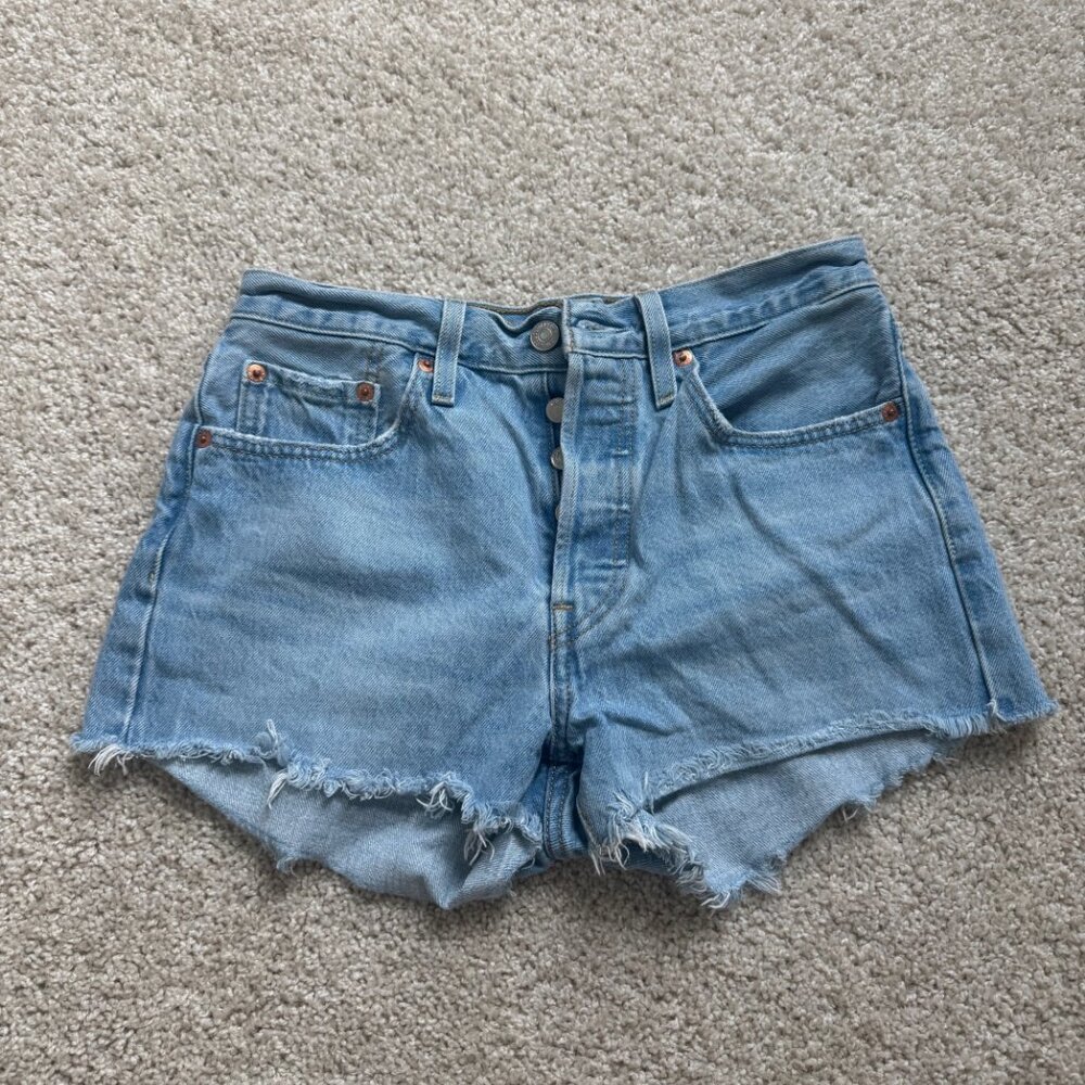 Levi's 501® Original Fit High Rise Women's Shorts
